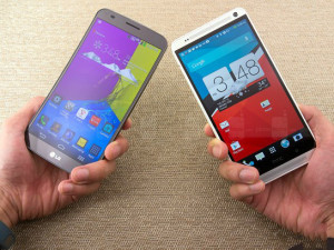LG G2 در مقابل HTC One
