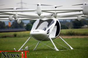 پرواز پرنده الکتریکی ۱۸ روتور Volocopter از کمپانی E-volo