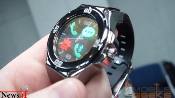 ساعت هوشمند Halo با عقربه های فیزیکی و نمایشگر شفاف لمسی