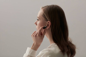 سونی با Xperia Ear دستیار صوتی را به گوش‌ شما می‌آورد