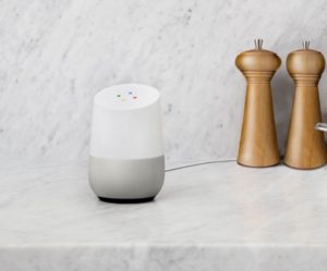 Google Home، اسپیکر هوشمند گوگل، معرفی شد