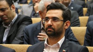 وزیر ارتباطات: جای نگرانی برای قطع شدن اینترنت ایران نیست