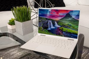 دل XPS 13 با پردازنده نسل 10 و XPS 15 با پردازنده نسل 9 اینتل را معرفی کرد